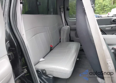 2000 Ford F-150 Lariat/Work Series/Xl/Xlt from USA, damaged, VIN 1FTRX17L2YNB60131